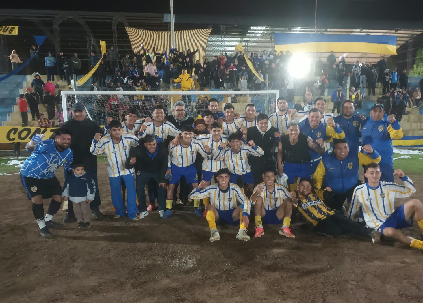 FÚTBOL CHILECITEÑO: DEFE GANÓ EL CLÁSICO, Y SE METIÓ EN SEMIFINALES